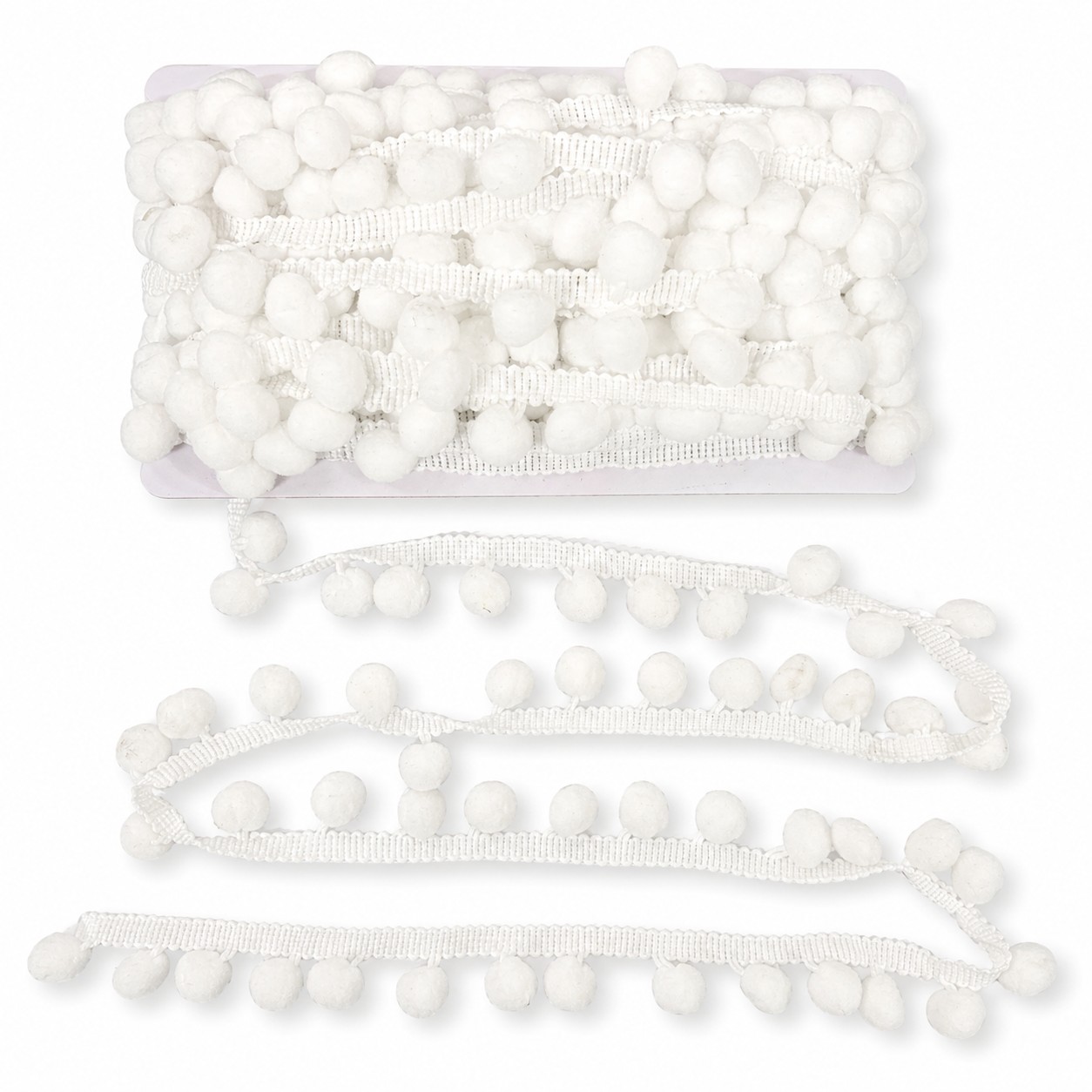 Тесьма декоративная белая, ширина 1,2 см, дл. 13,7 метров, арт. 12150WTL title=