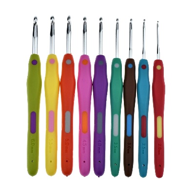 Крючки для вязания с прорезиненными ручками/ разноразмерные 2мм-6мм/ с разноцветными метками/ набор 9шт/ фас.1уп.