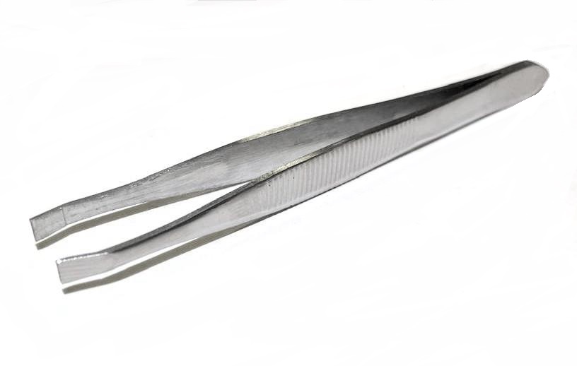 Пинцет для коррекции бровей/ арт.MAN-51/ дл.9см/ цв.серебро/ фас.1шт