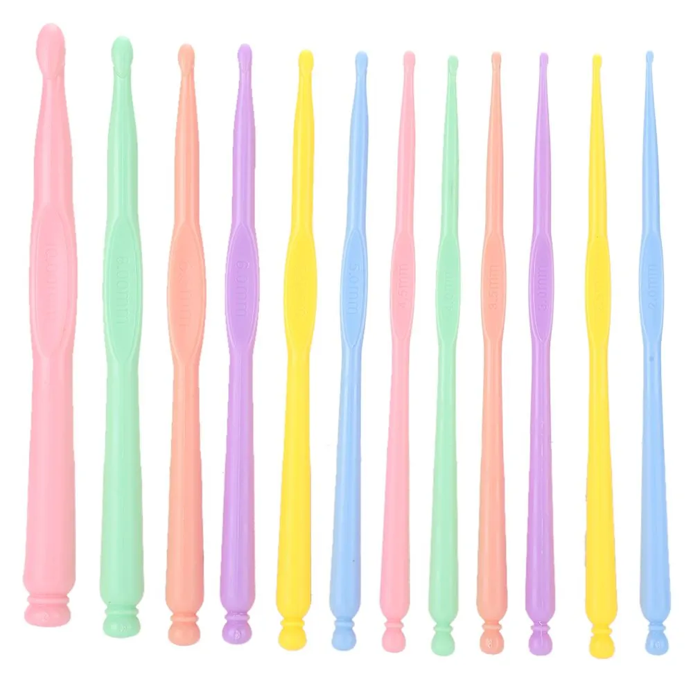 Крючки для вязания с пластиковыми ручками/ арт.SKA/ разноразмерные 2мм-10мм/ набор 12 шт/ фас.1уп.